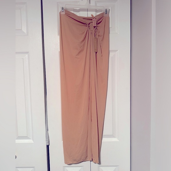 NWT SKIMS mesh sarong coverup skirt - ochre nude tan medium - Picture 3 of 5